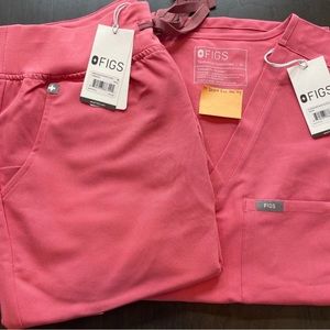 FIGS Scrub Set Catarina Top High Waisted Zamora Joggers Desert Rose NWT